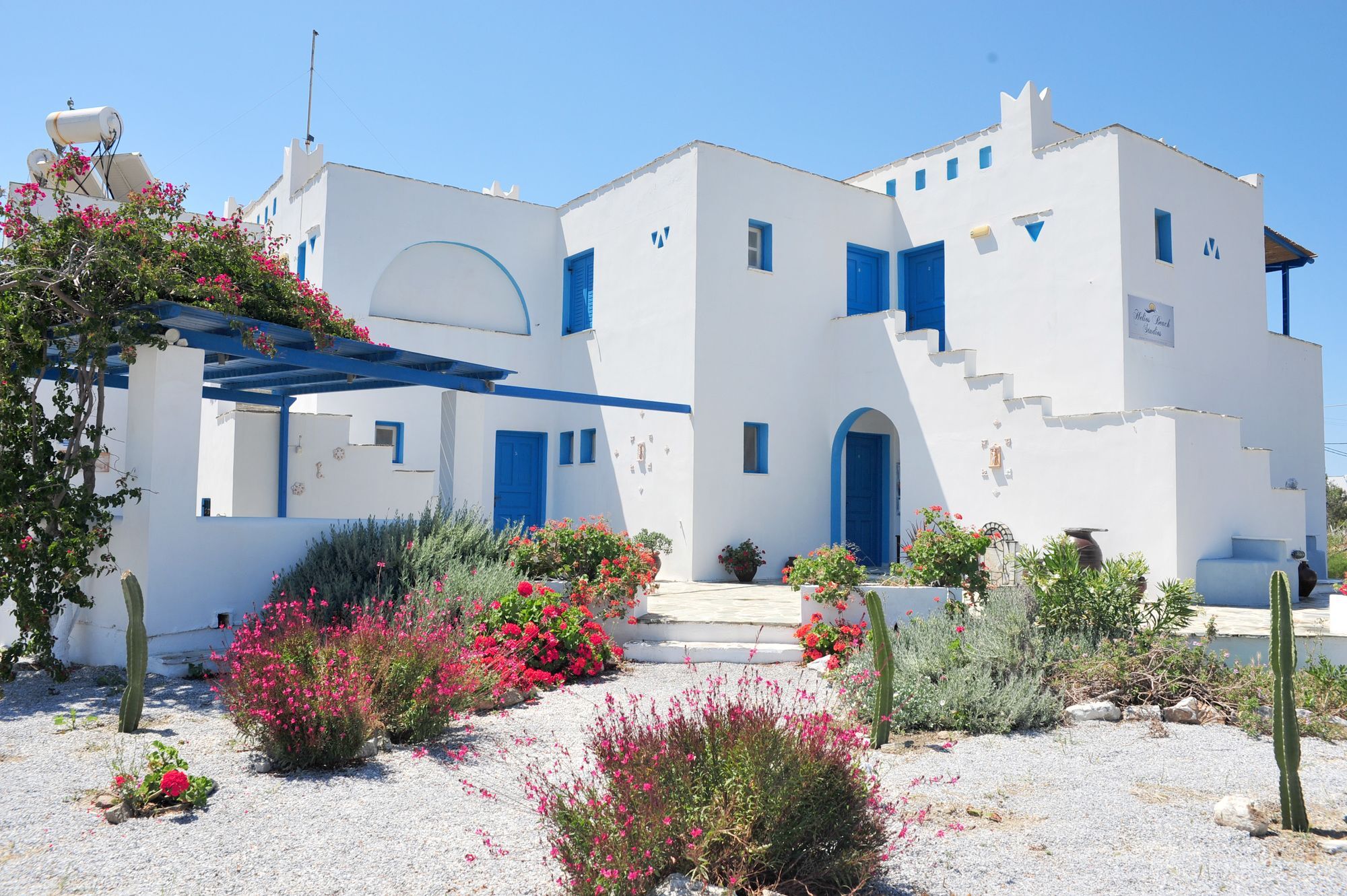 Helios Beach Studios Плака Экстерьер фото